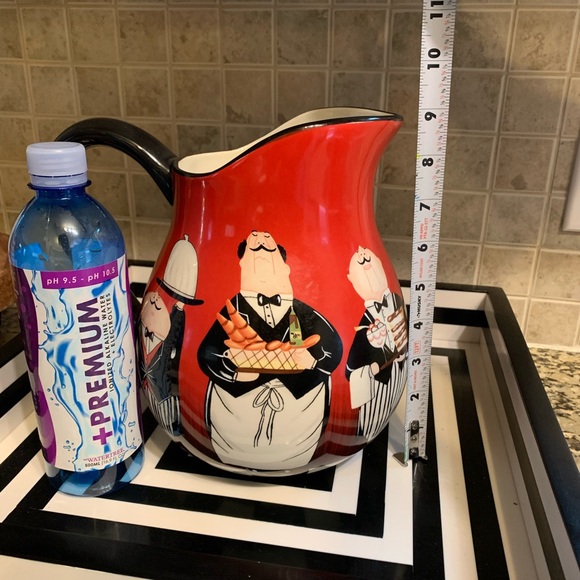 Tracy Flickinger Certified International RETIRED Pitcher “Dinner is Served” - Picture 9 of 10